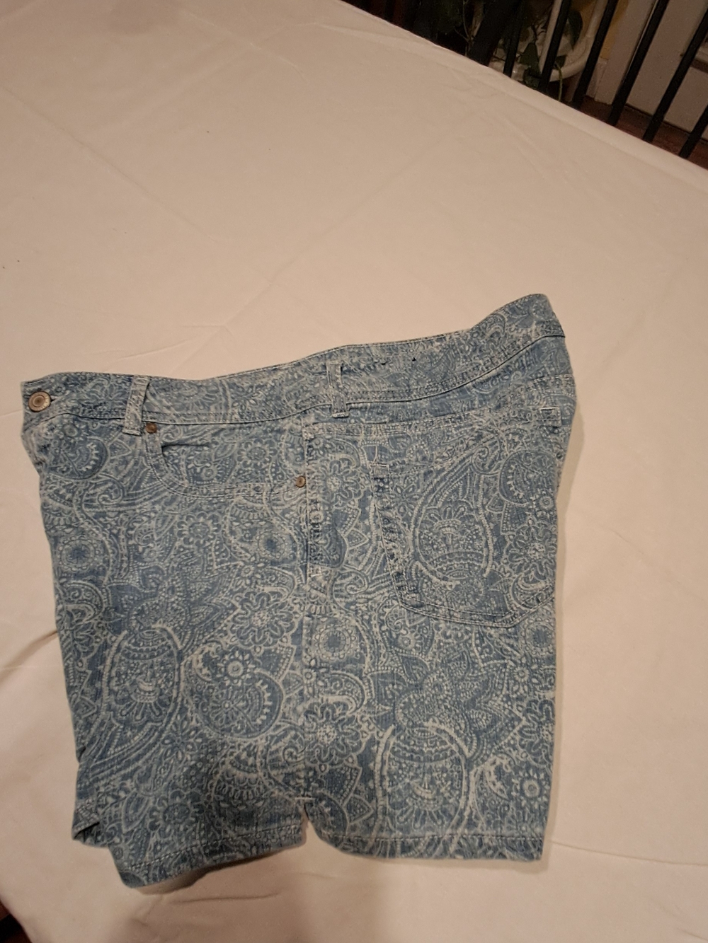 Faded Glory Light Blue Paisley Cotton Women's Shorts Size 16 - Picture 5 of 5